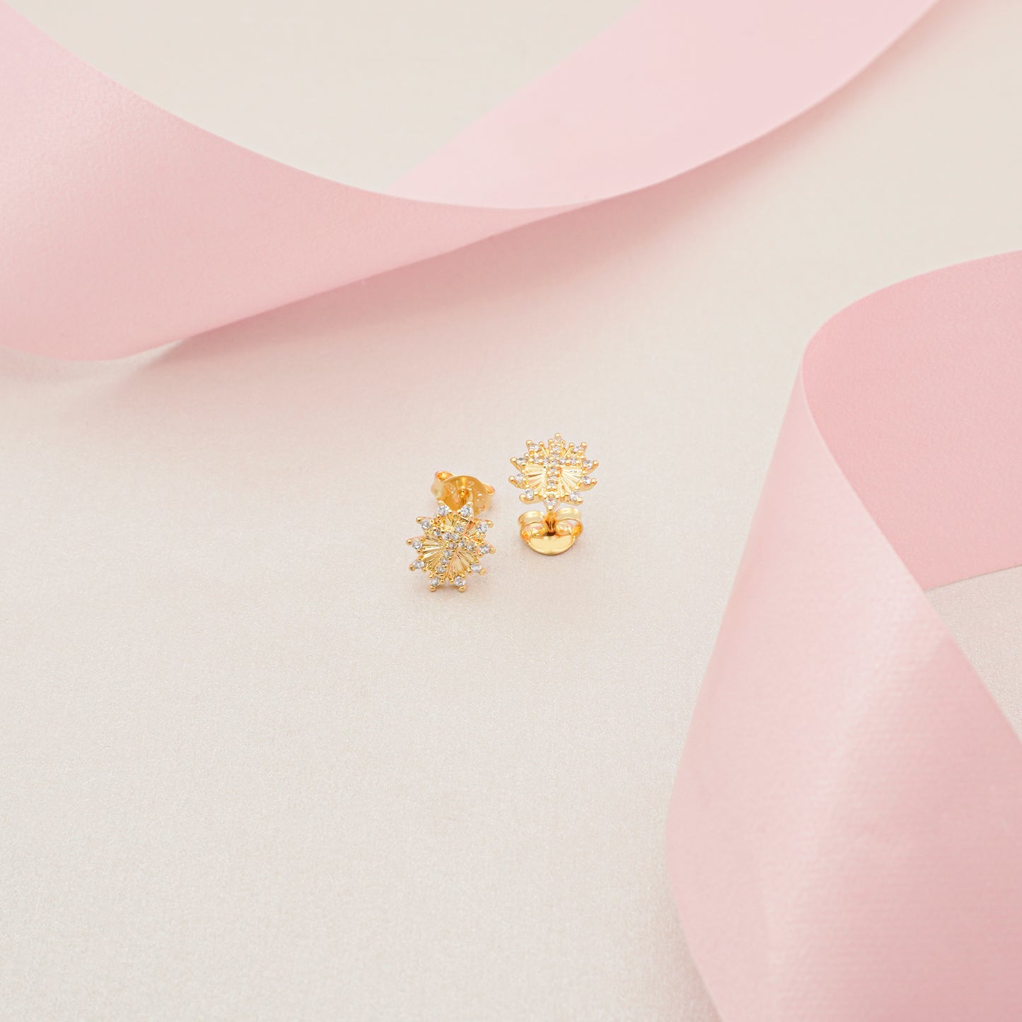 Arete Cruz Sagrada Circonias