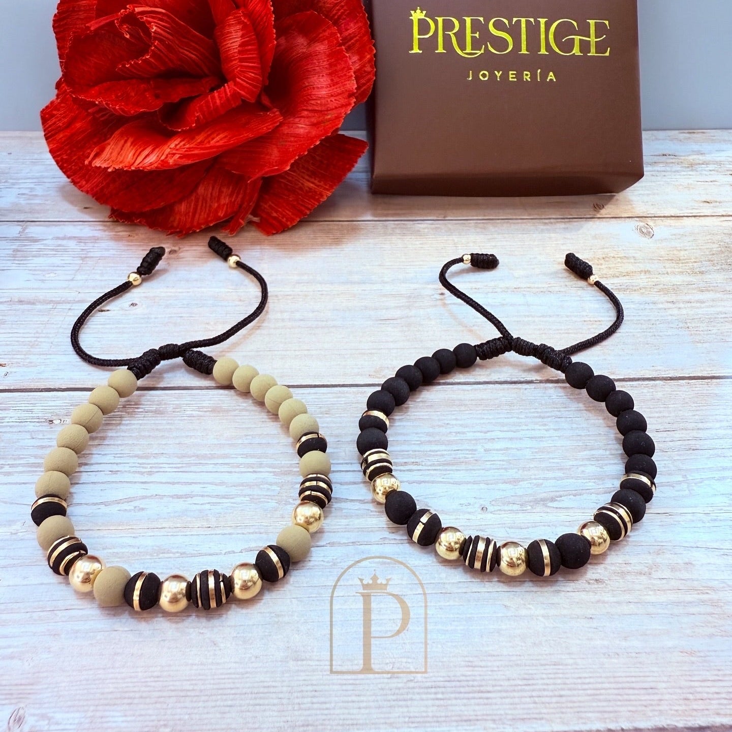 Pulsera con neoprenos anillados