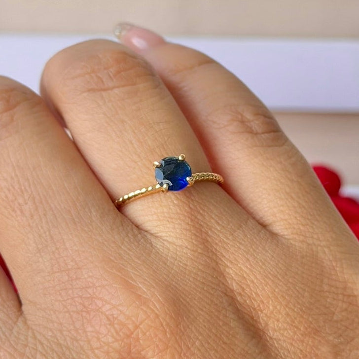 ANILLO ENTORCHADO SOLITARIO CIRCON 6MM
