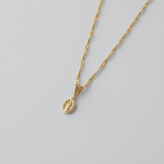 SET CADENA + DIJE VIRGEN DE GUADALUPE DIAMANTADA