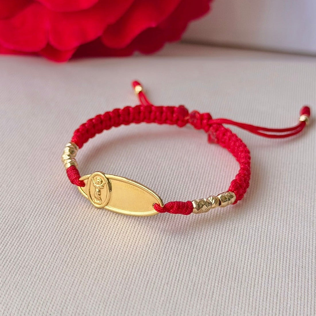 Pequeño Milagro – Pulsera Divino Niño Personalizada para Bebé