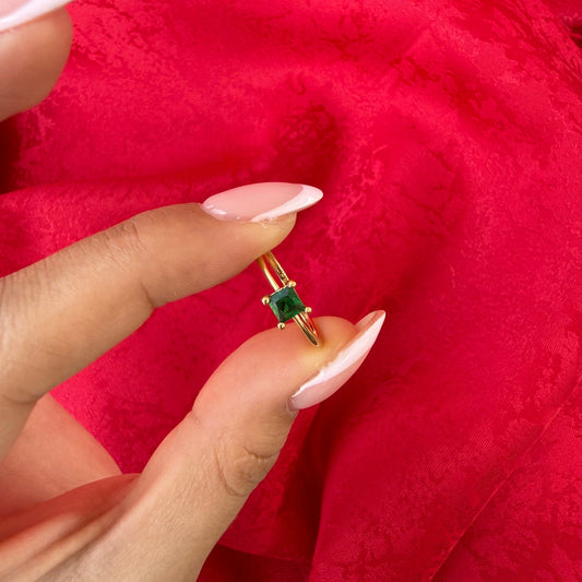 ANILLO SOLITARIO CIRCON CUADRADO