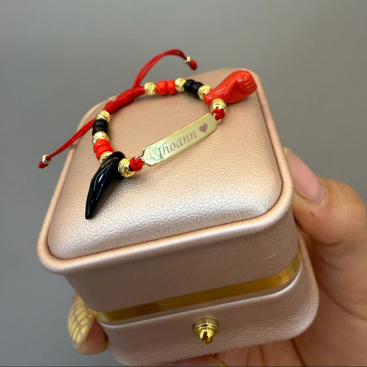 Doble Protección – Pulsera Personalizada para Bebé