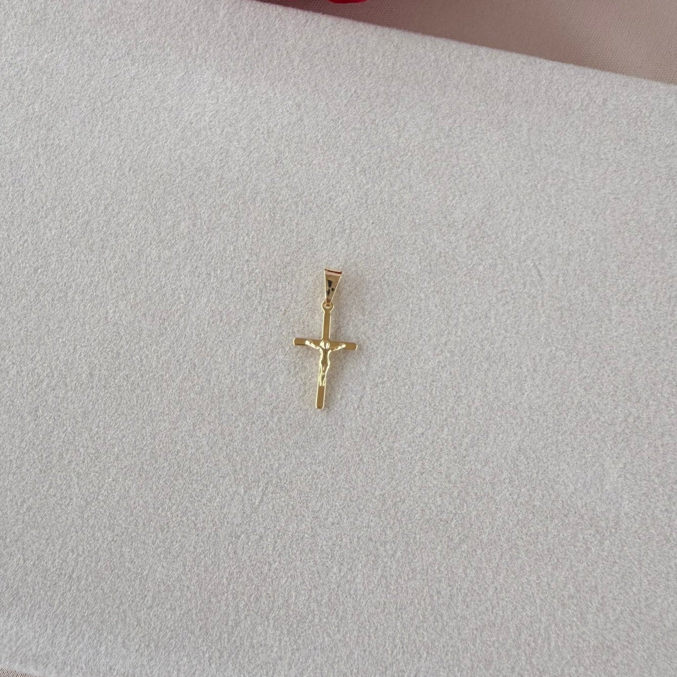 DIJE CRUZ CRISTO LISA
