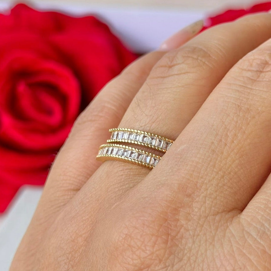 ANILLO DOBLE CON PIEDRA BAGGE