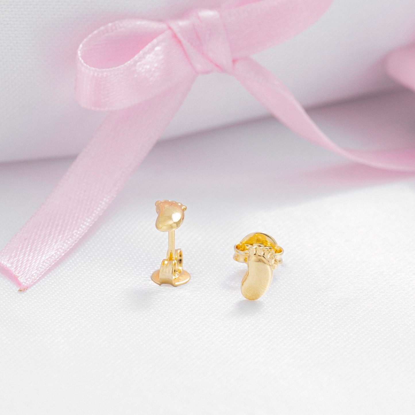 Arete Baby Feet